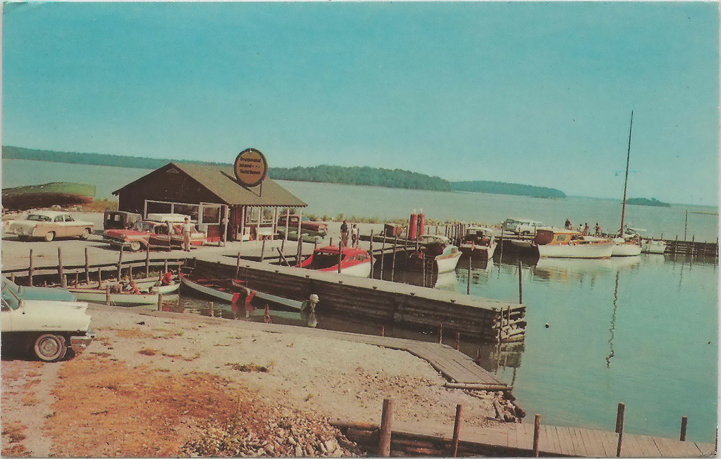 UP De Tour Drummond Island MI 1950s RARE Drummond Yacht Haven Harbor Boat Landing and Fishing Boat R