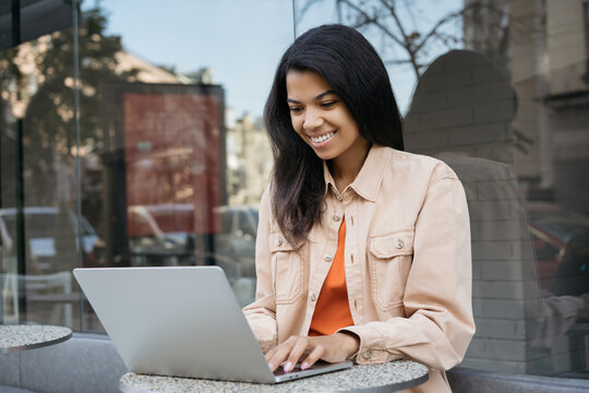 Best AI Copywriting Tool: 5 Clever Ways to Use AI to Write Better Articles