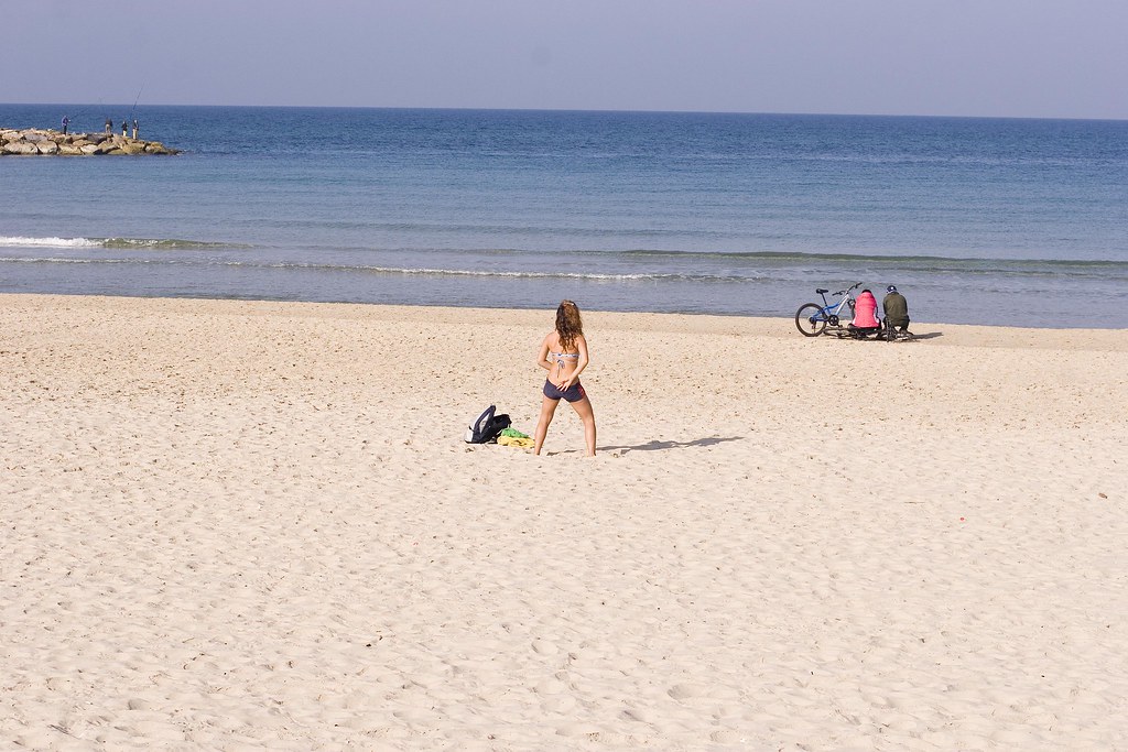 Workout at the Beach - Image of Health & Fitness, workout